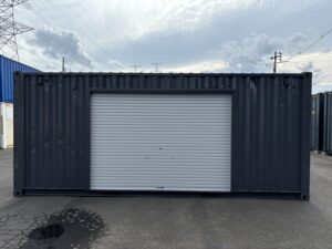 中古20ft　右パネル3mシャッター付きコンテナ