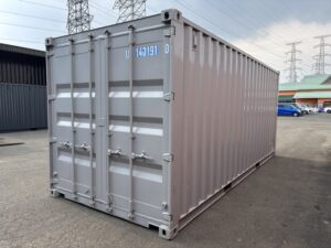 【東北】中古20ft　左パネル3mシャッター付きコンテナ【U1401910】